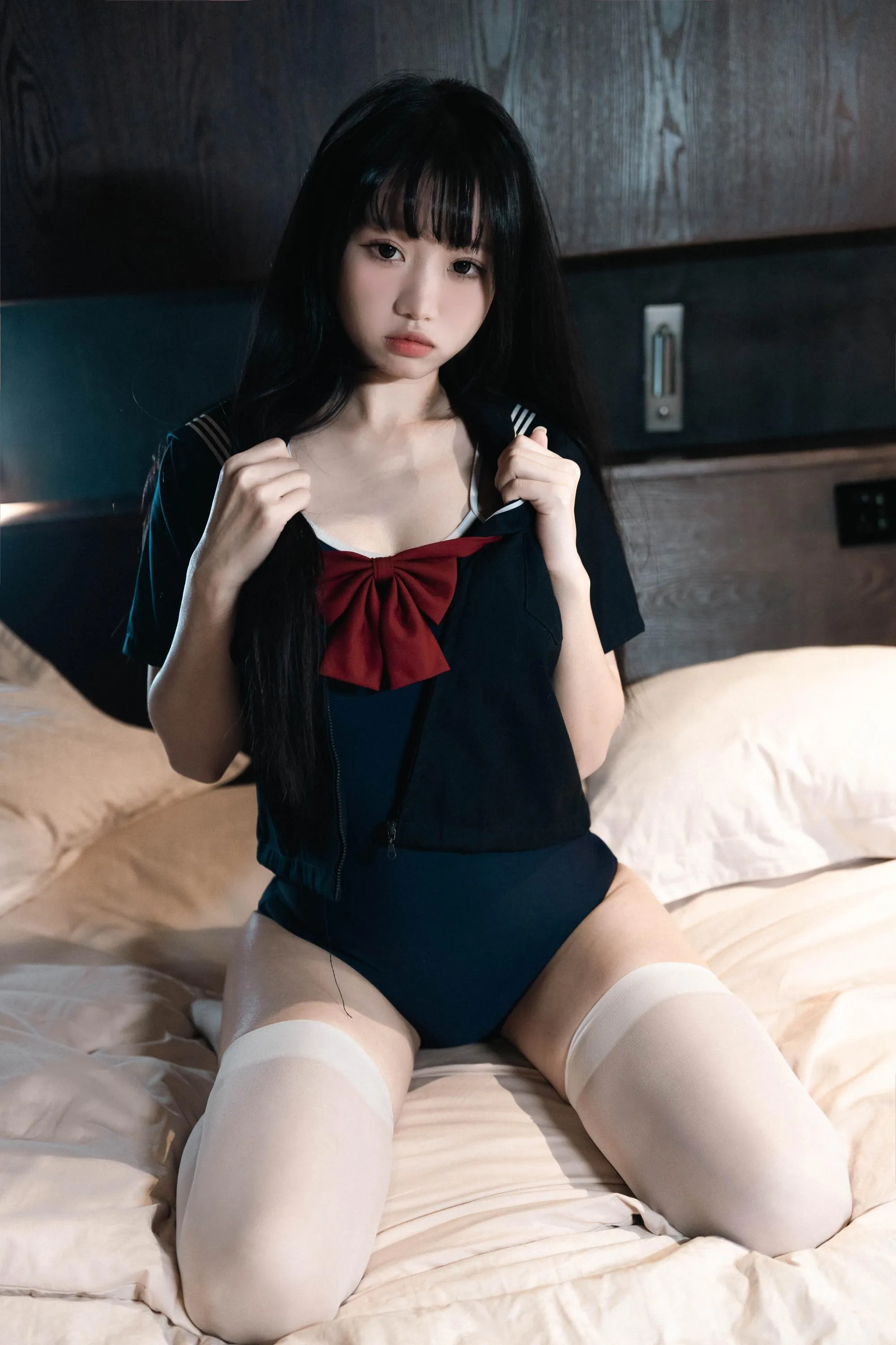 柒柒要乖额 – NO.043 白丝死库水 [140P]插图
